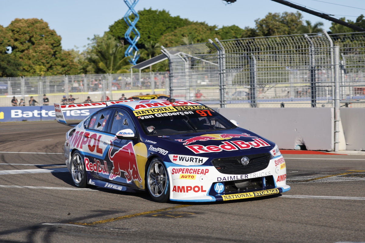 van Gisbergen games yield Race 20 win via De Pasquale penalty