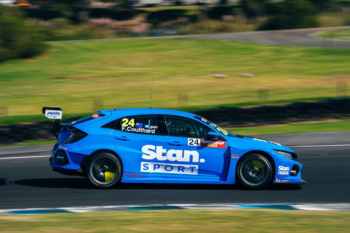 Breakthrough TCR race win for Coulthard