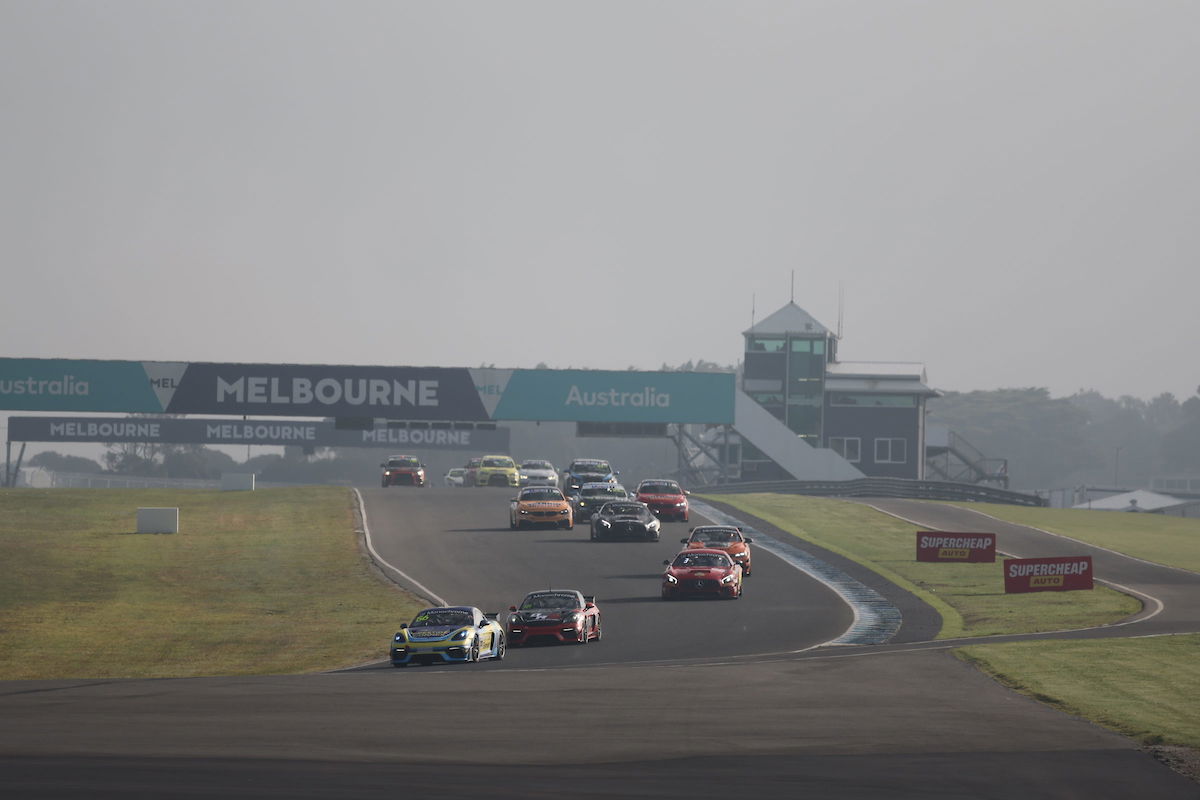 Smollen and different Sherrin win fog-delayed third race