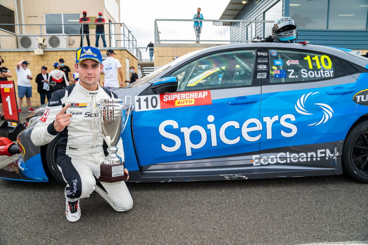 Soutar wins TCR Race 3 after Buchan penalty