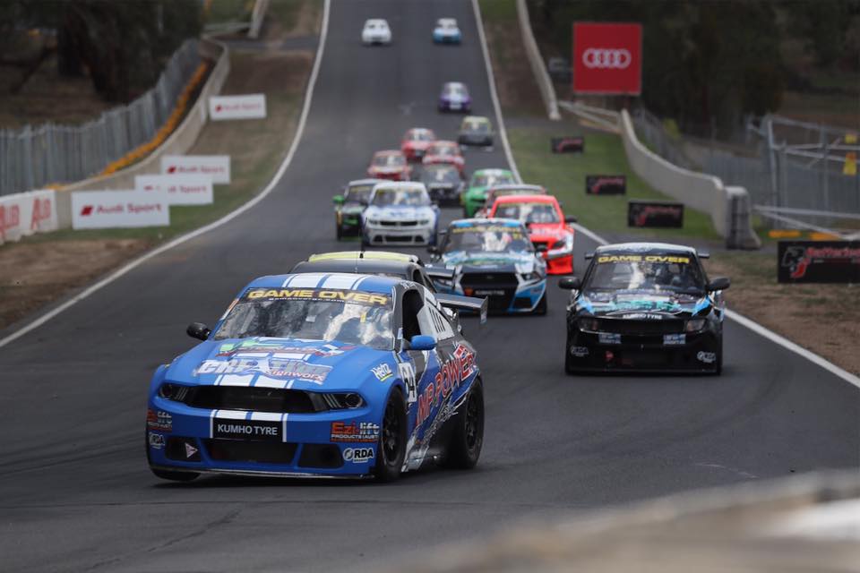 Bumper field for Bathurst Aussie Racing Cars round