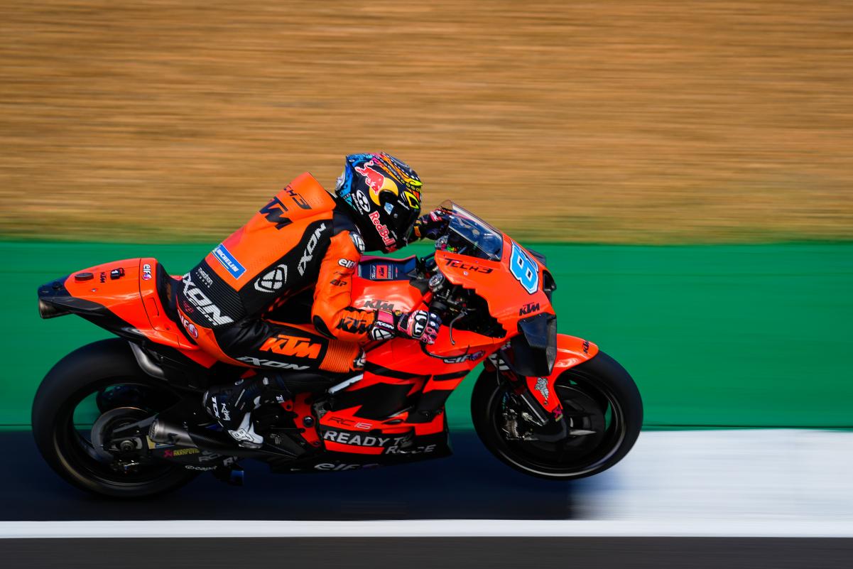 Gardner in danger of losing MotoGP seat for 2023