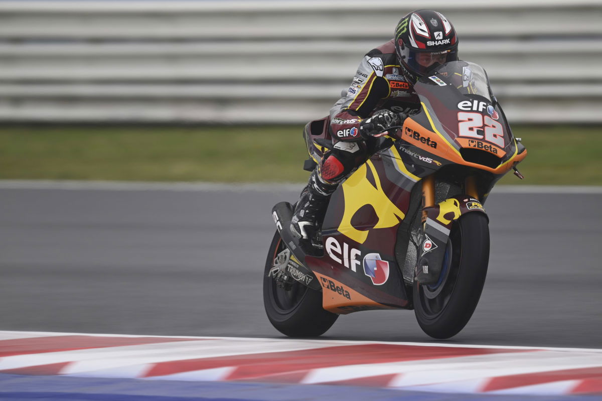 Lowes wins after Raul Fernandez crashes out of Moto2 championship lead