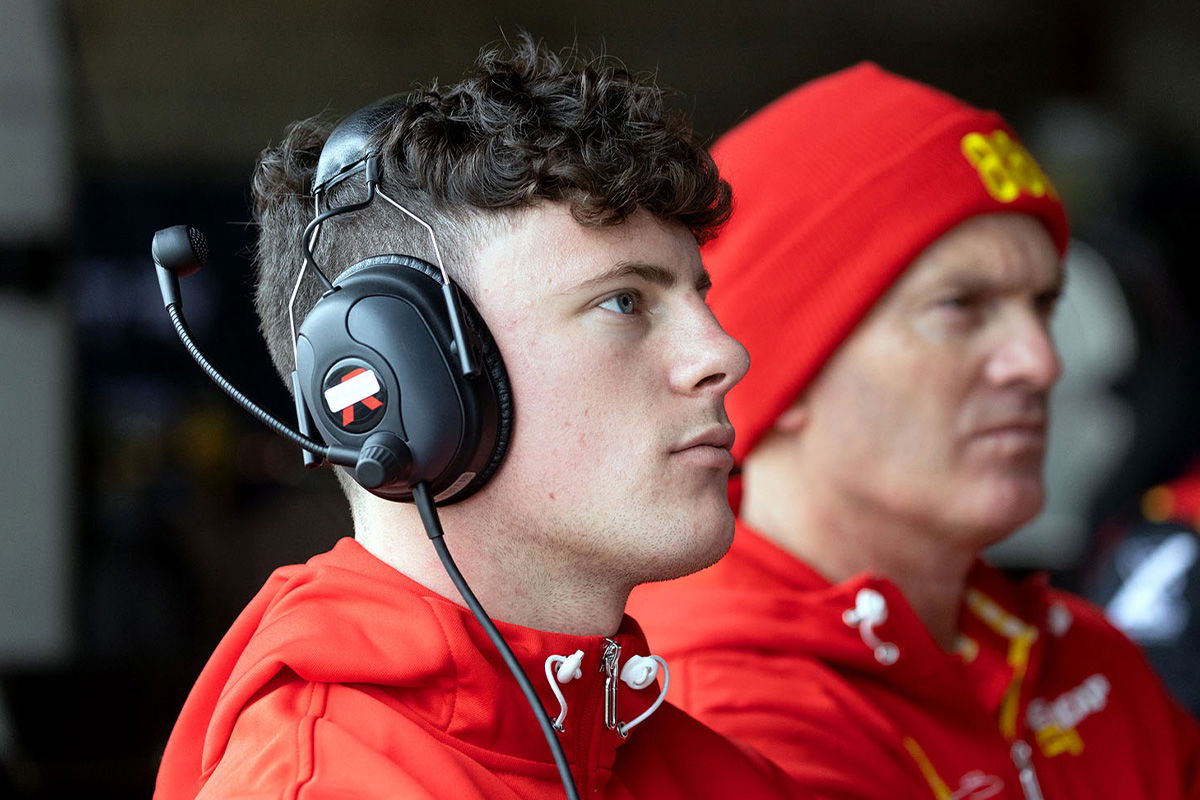 Fraser resumes push for 2023 Supercars seat