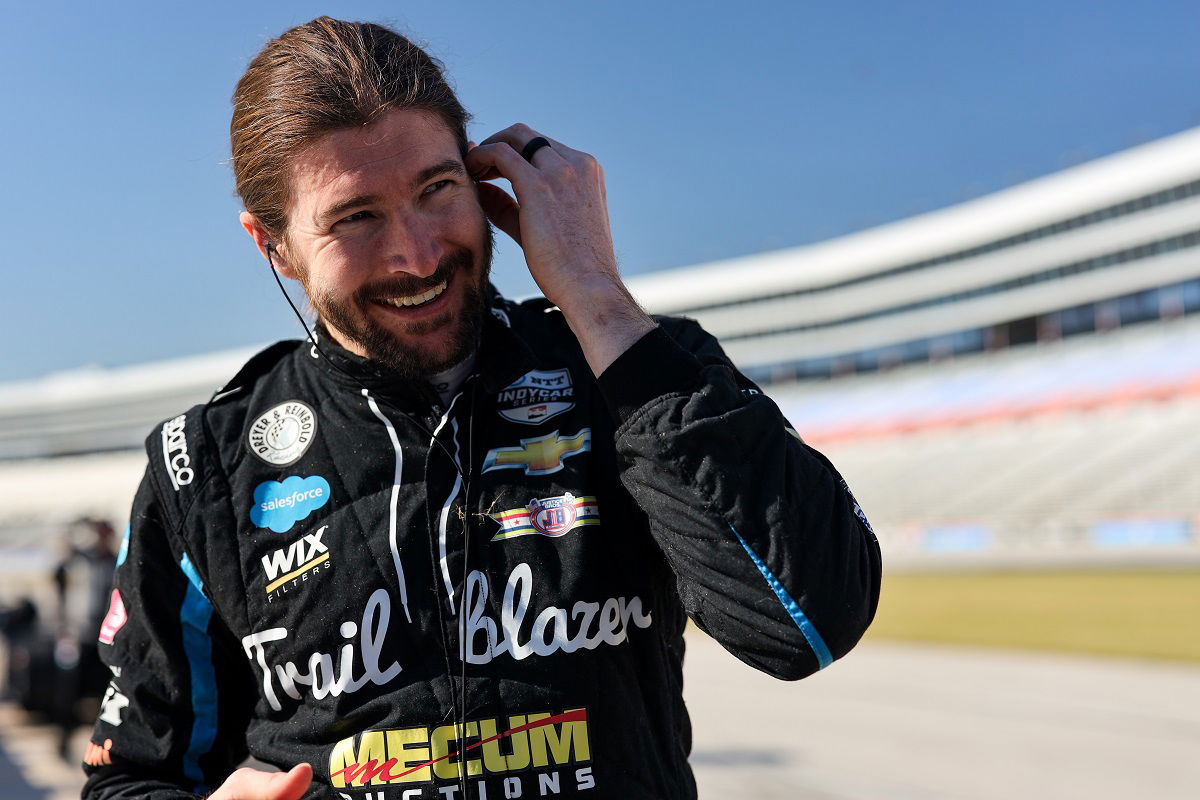 Hildebrand to drive for Foyt in all IndyCar oval races