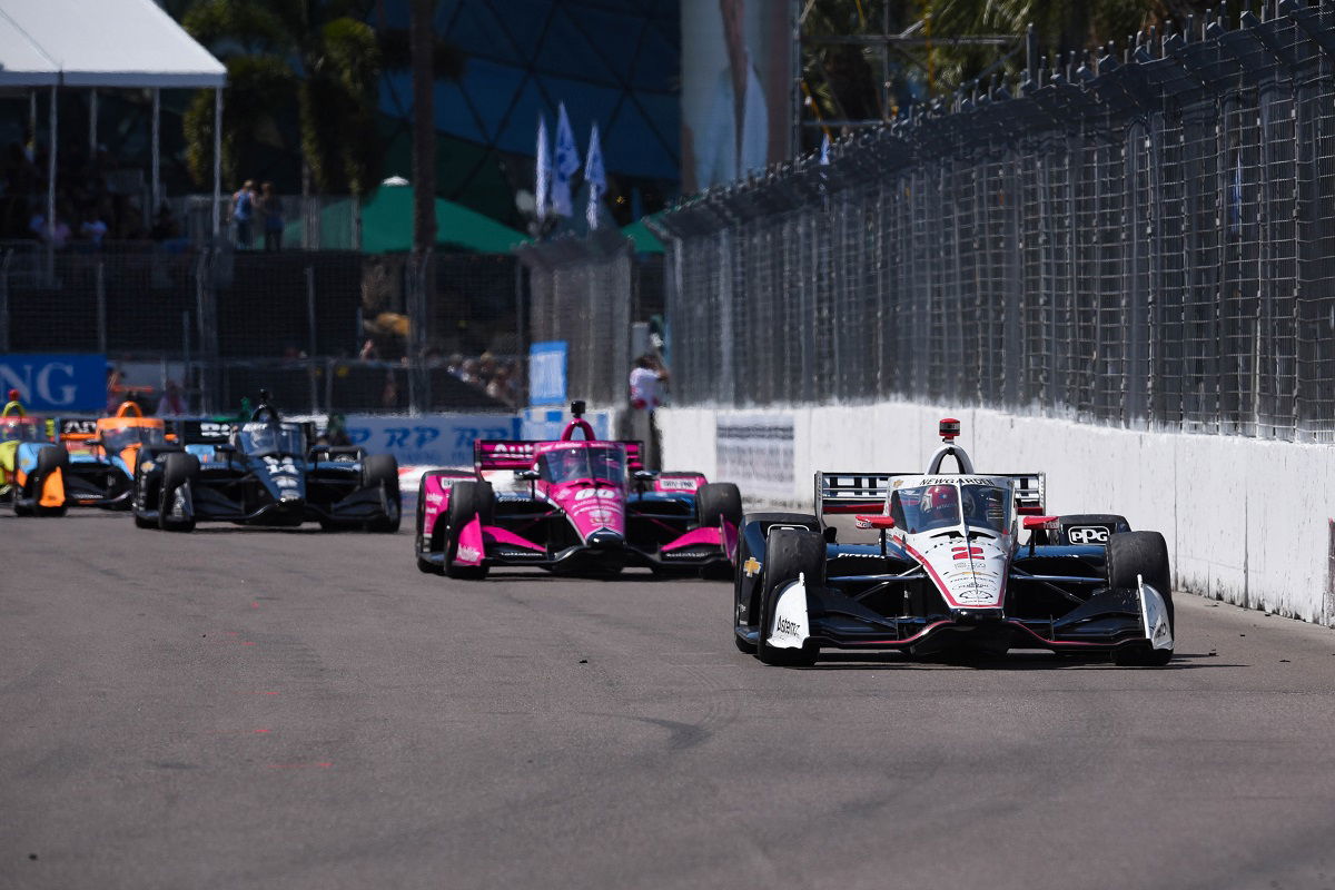 IndyCar delays hybrid engines to 2024