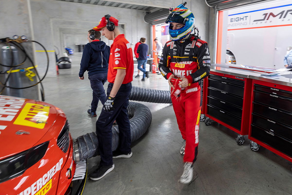 Lowndes praises Dane’s influence on wildcard