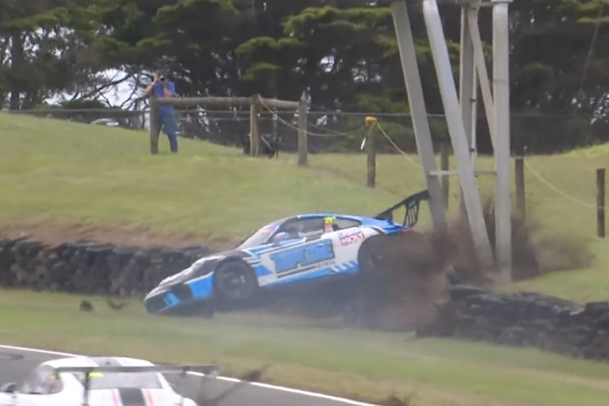 Porsche Race 2 red flagged at Phillip Island