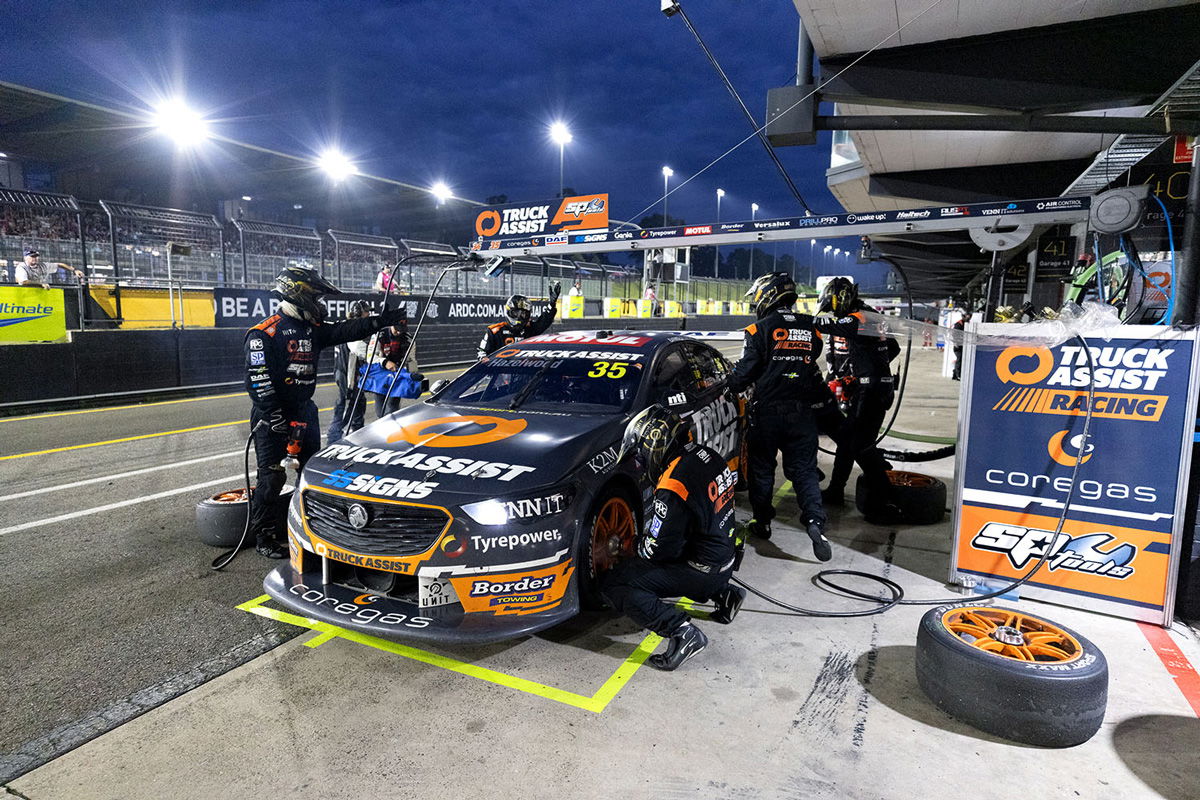 Hazelwood penalised for pit stop infringement