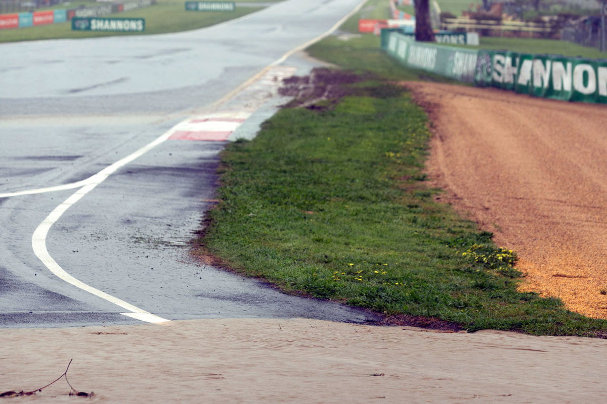 Drainage works to continue on Mount Panorama overnight