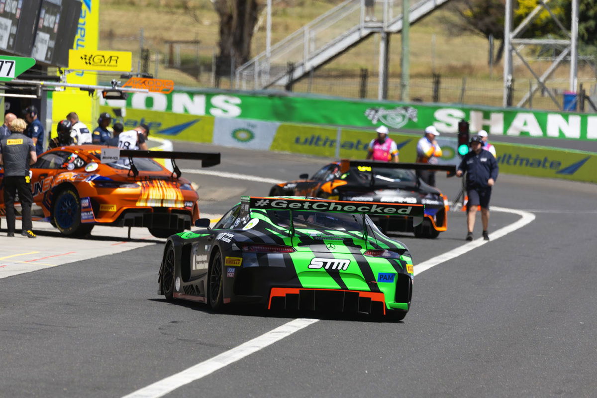 Bathurst 12 Hour unlikely to revert to one-lap shootout