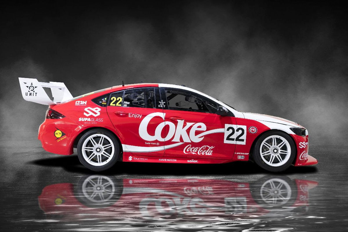 Retro look for Pither/Hill at Bathurst