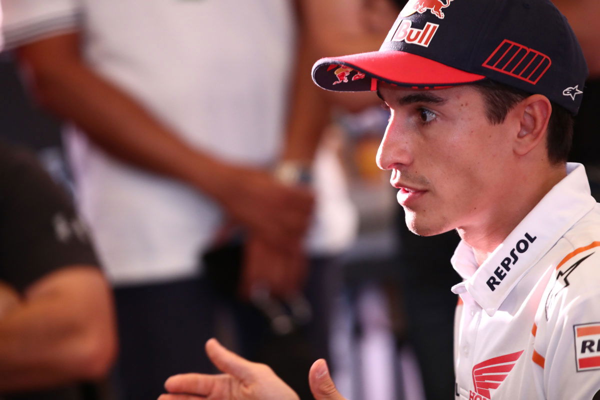 Marquez: Right arm was 34 degrees out of line