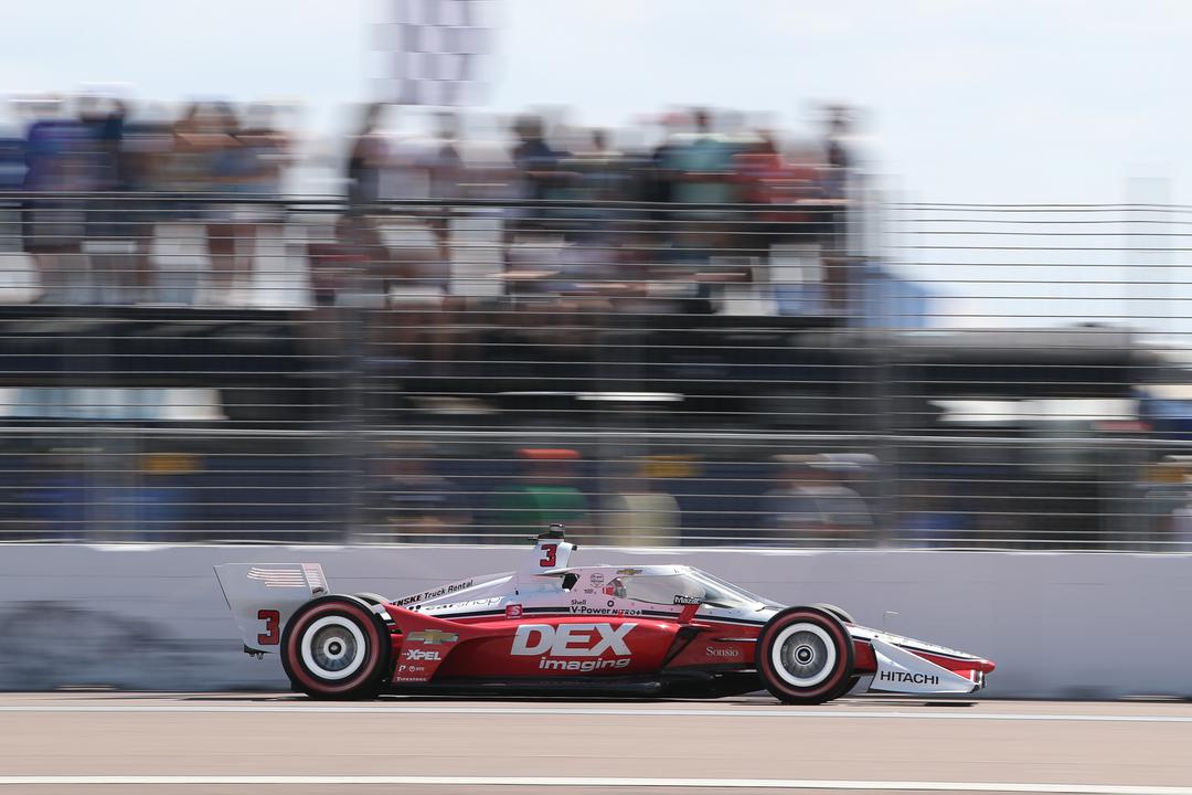 McLaughlin holds off Palou to win in St Petersburg