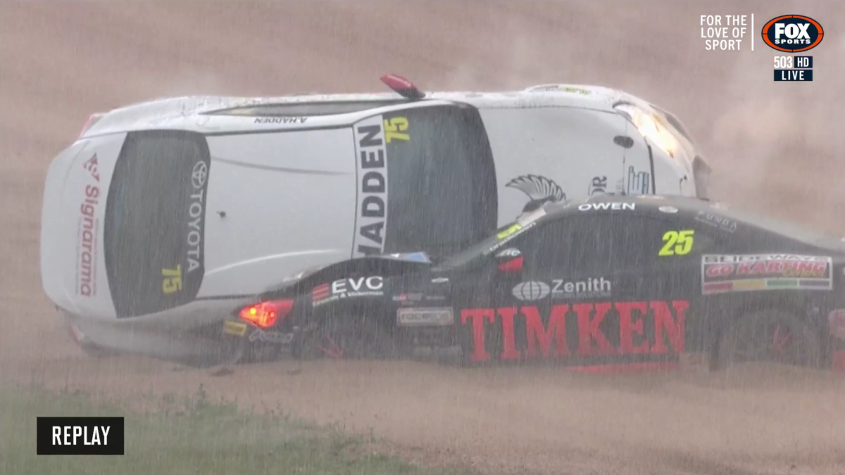 Wild 86 crash as rain pours down at Bathurst