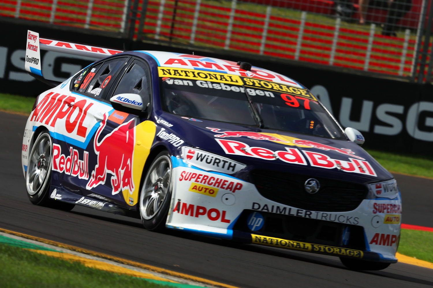 Van Gisbergen tipping everyone to start on soft tyre