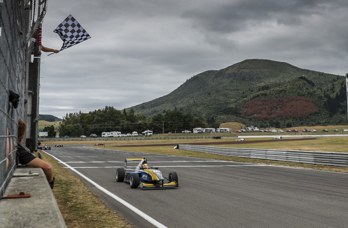 ‘Very positive’ signs for Supercars from Taupo visit