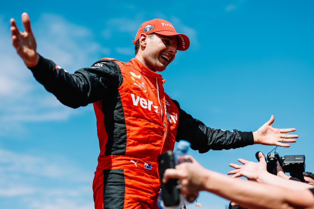Dixon pays tribute to ‘different’ Power for claiming second IndyCar title