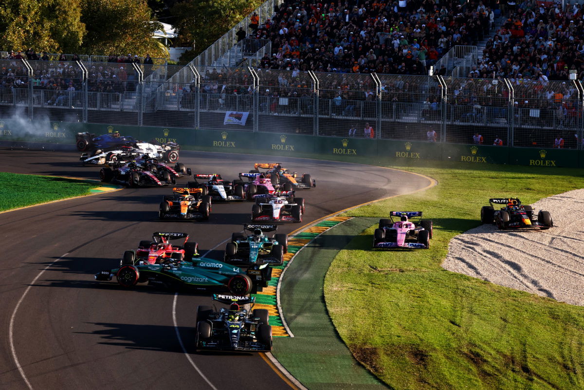 Ferrari call for F1 policing talks with FIA after Sainz issue