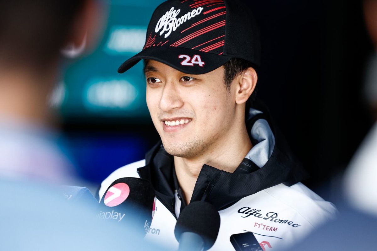Alfa Romeo Sauber announces Zhou F1 contract renewal