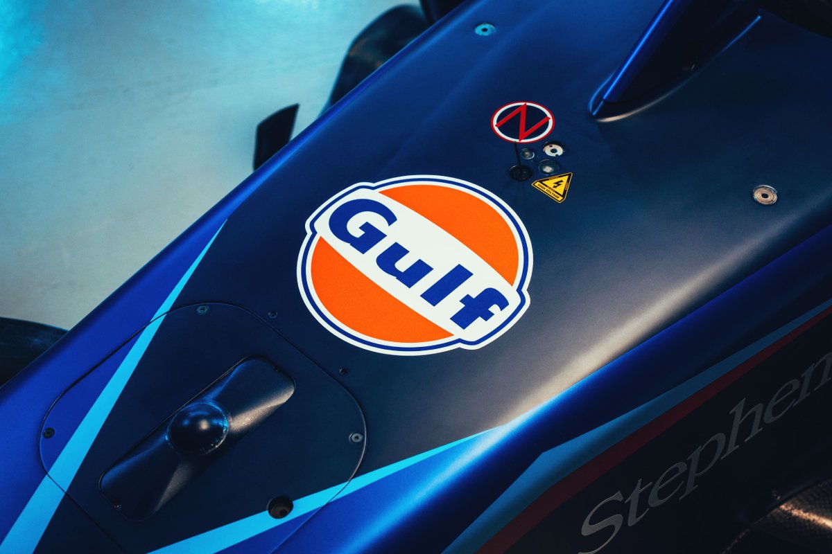 Gulf logo on the Williams FW45