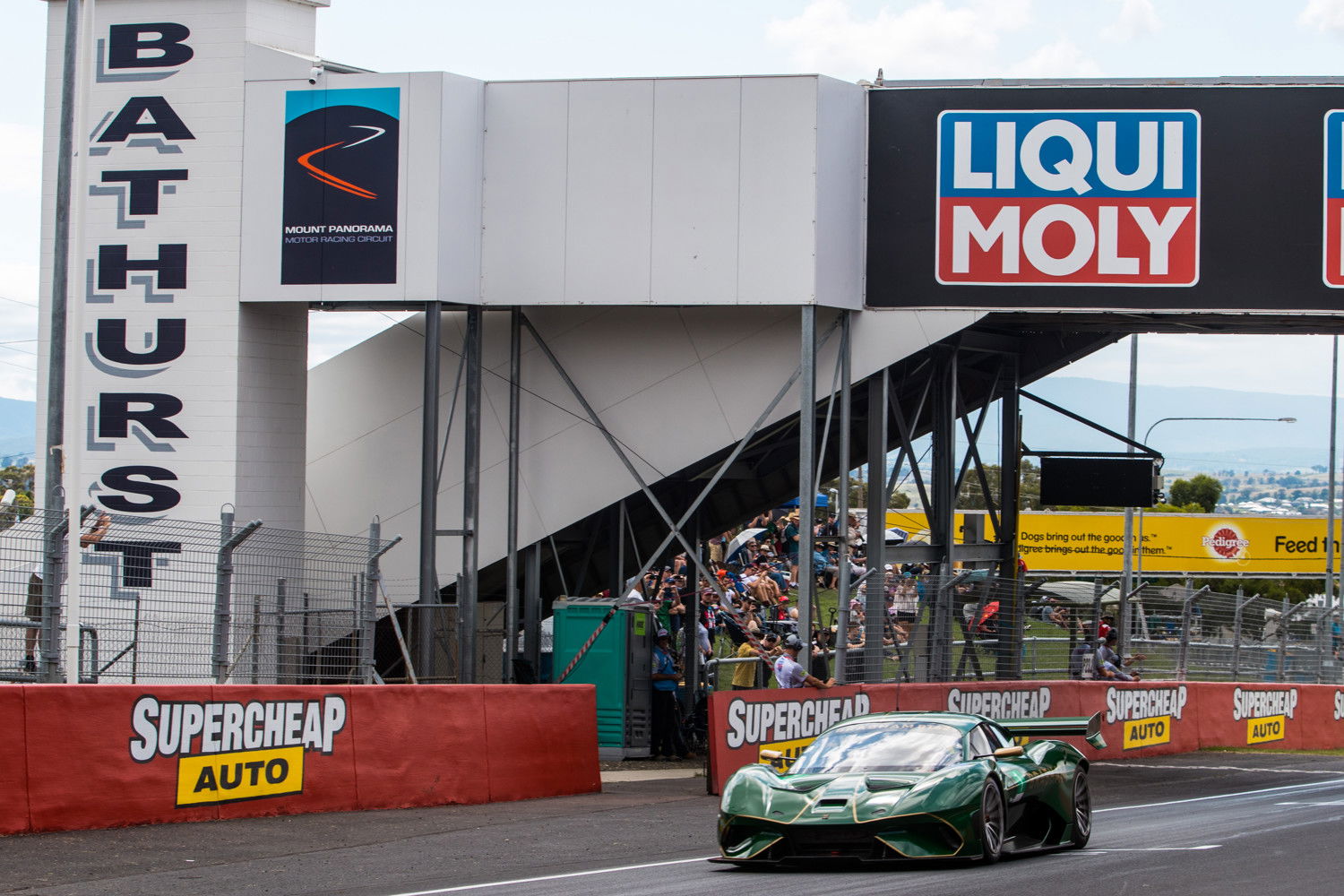 Brabham BT62 sets new Bathurst benchmark