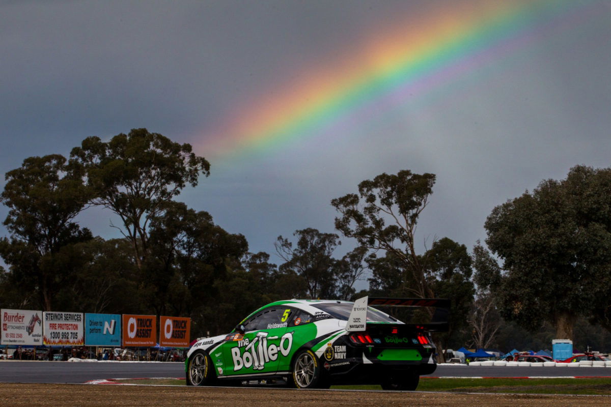 Winton Supercars test on as lockdown ends