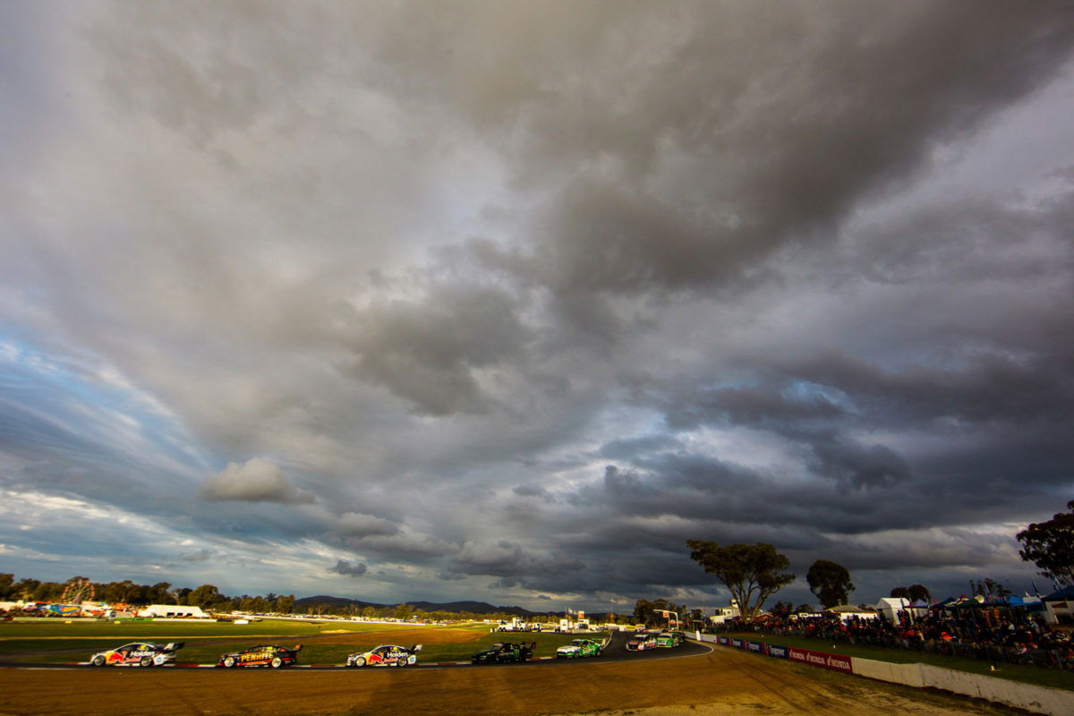 Supercars postpones Winton pre-season test