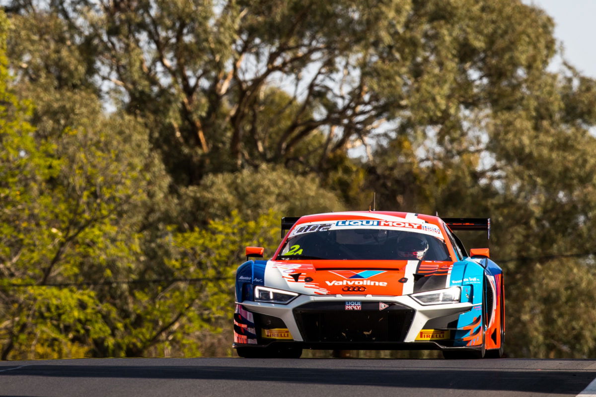 Audi’s Vanthoor tops crash-shortened final practice
