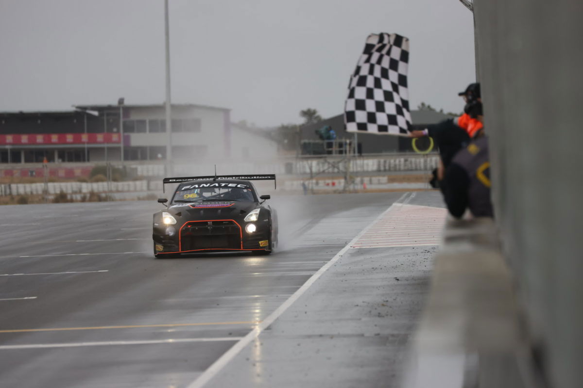 Hobson Nissan dominates GTWC Race 1