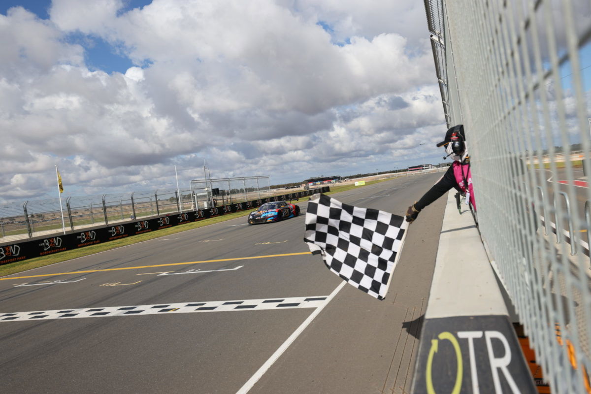 Tander/Shahin GTWC Race 2 win under a cloud