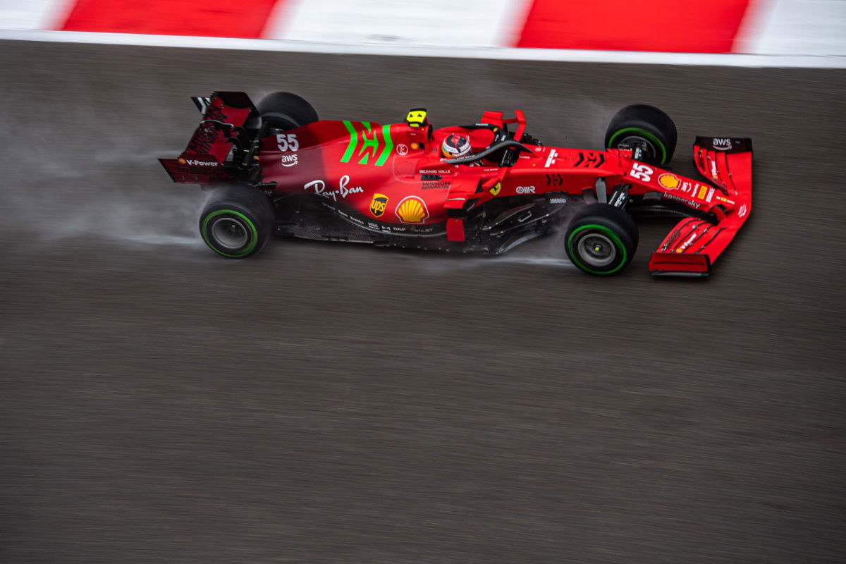 Sainz considered soft tyres in Sochi rain