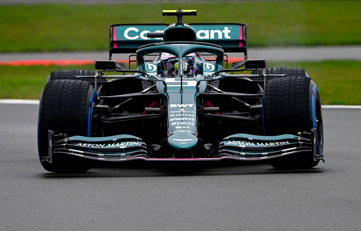 Vettel hits track for Aston Martin
