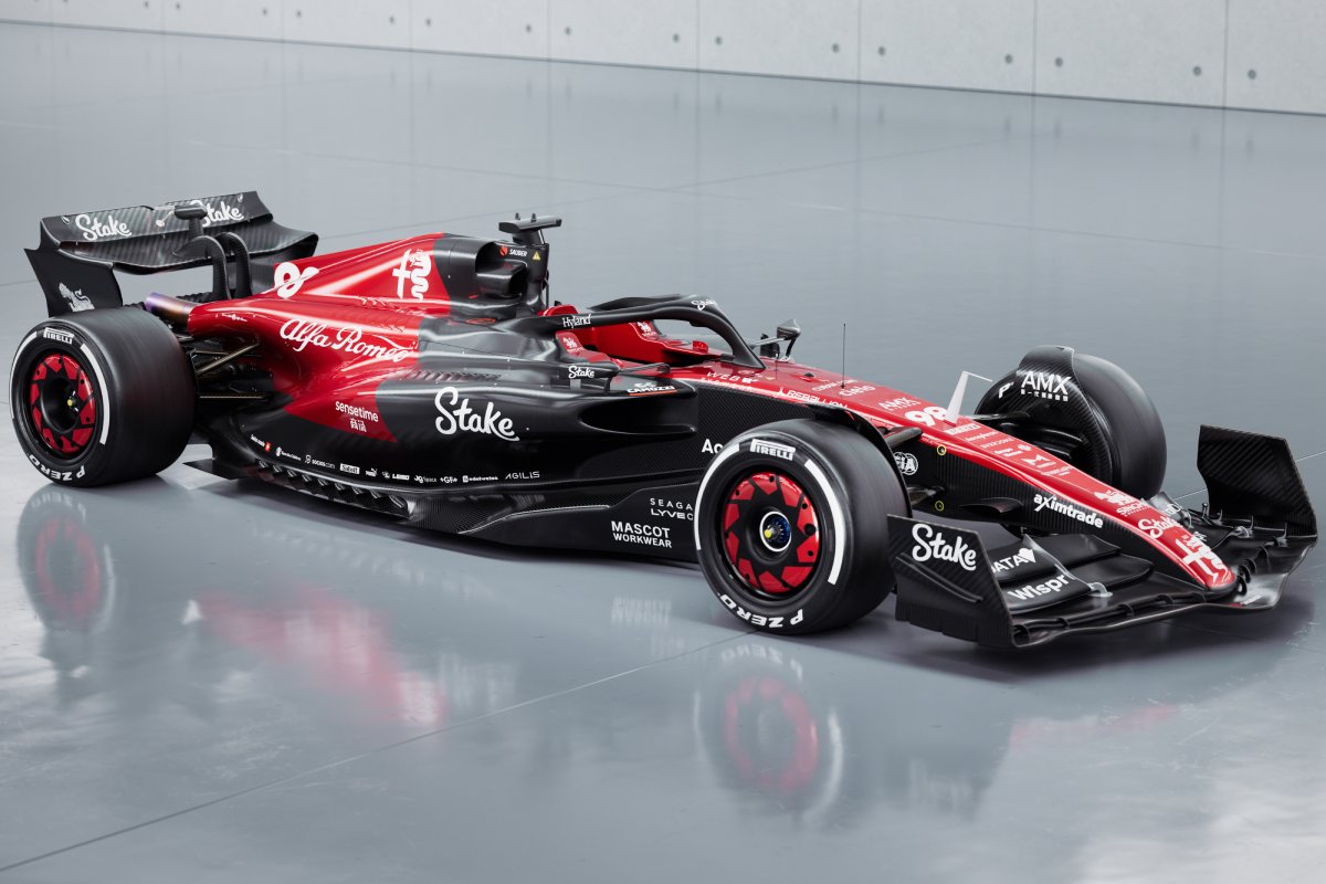 The new look Alfa Romeo Sauber will carry throughout the 2023 F1 season|Alfa Romeo Sauber has revealed a new look for its 2023 F1 car||||||||Alfa Romeo's launch show car is up for auction|||Alfa Romeo's striking C43||||||