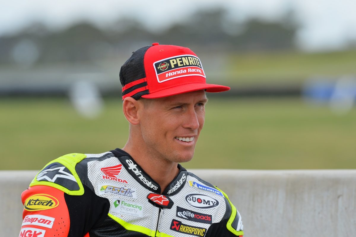 Herfoss beats Maxwell in ASBK Race 1 at Wakefield Park