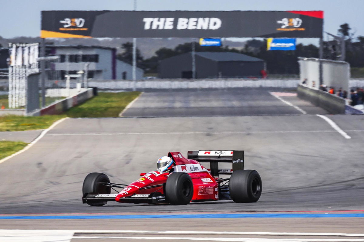 Lowndes preparing for F1 laps of The Bend
