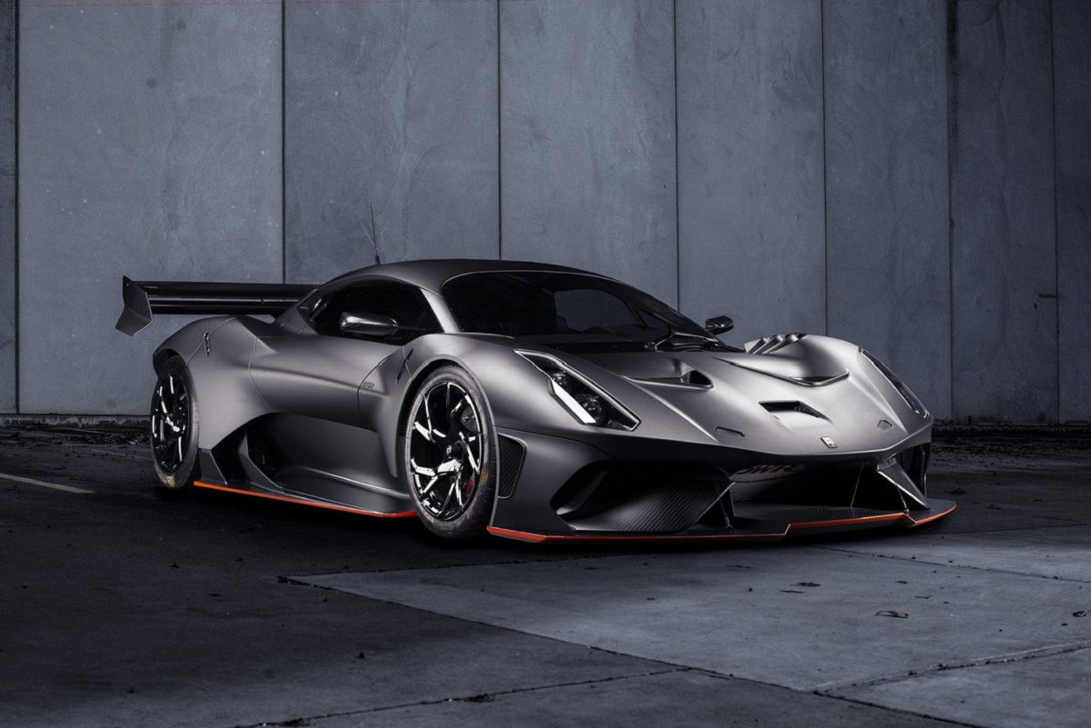 Brabham BT62 to be offered in road legal version