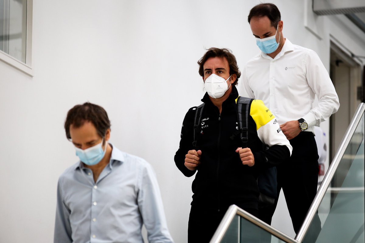 Alonso race return steps up with Renault factory visit