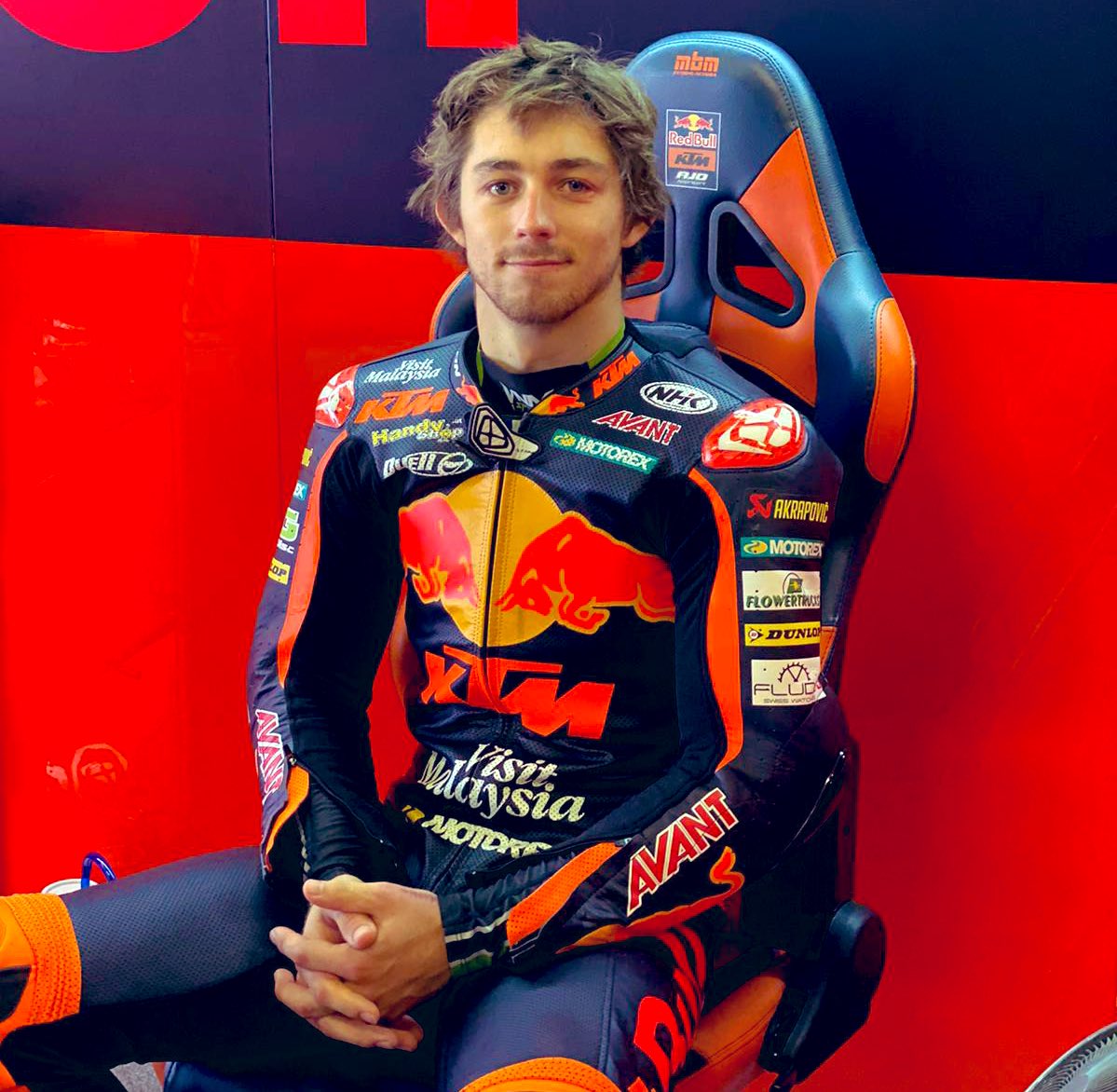 Gardner breaks cover in KTM leathers