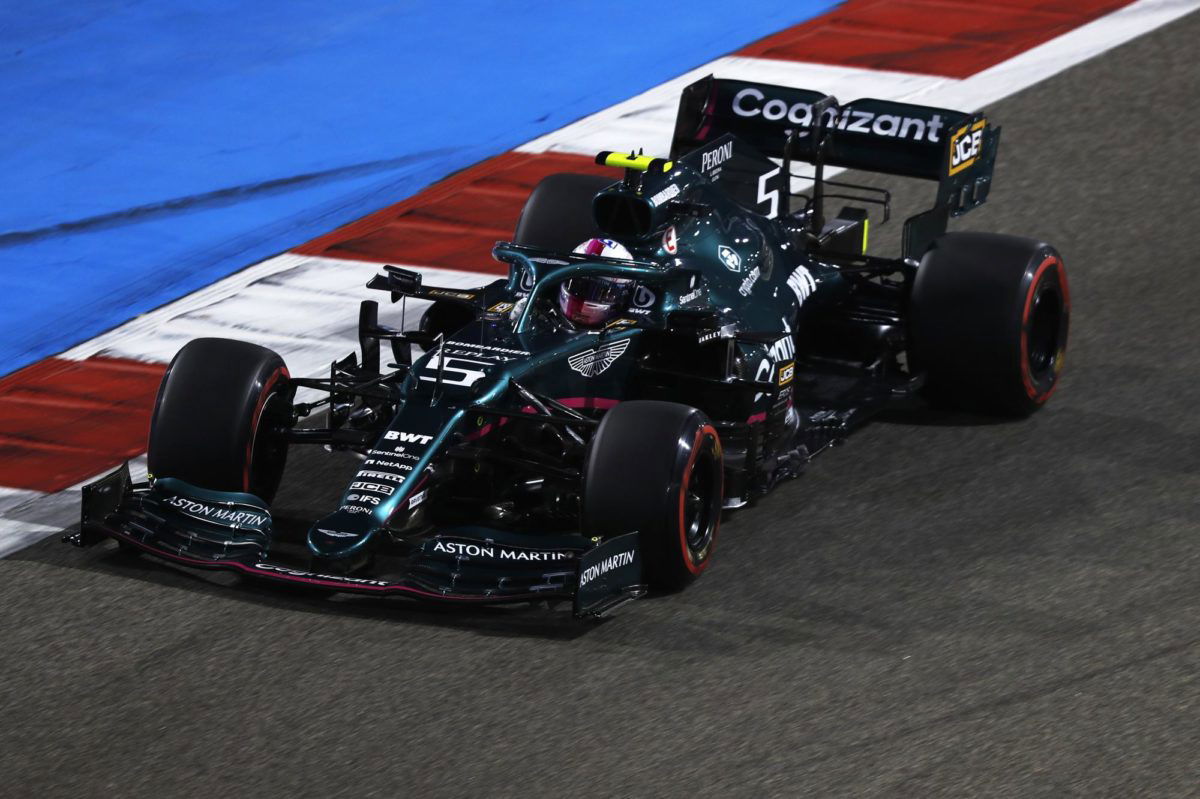 Vettel cops penalty for qualifying breach