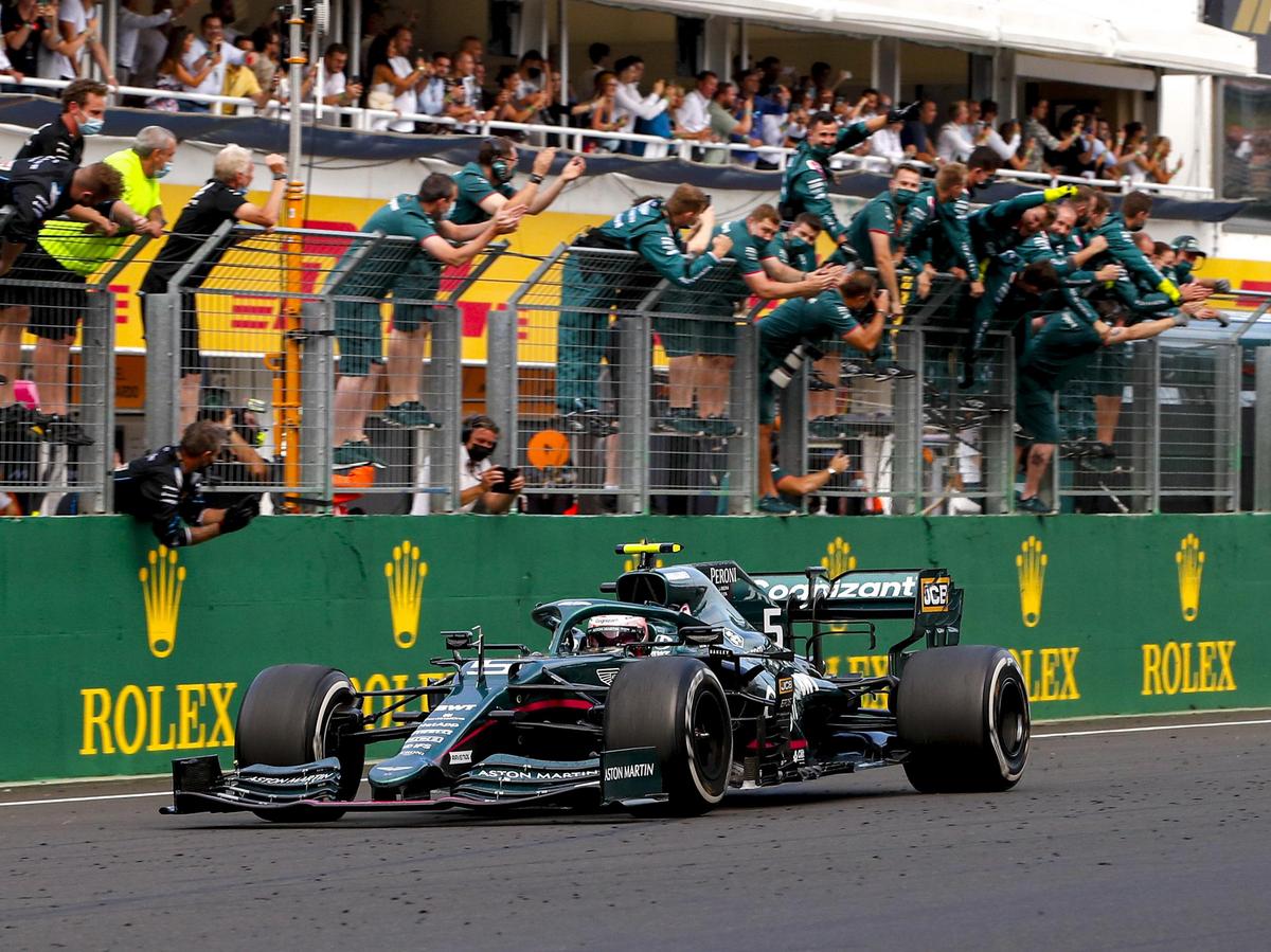 Vettel’s podium at risk after technical breach