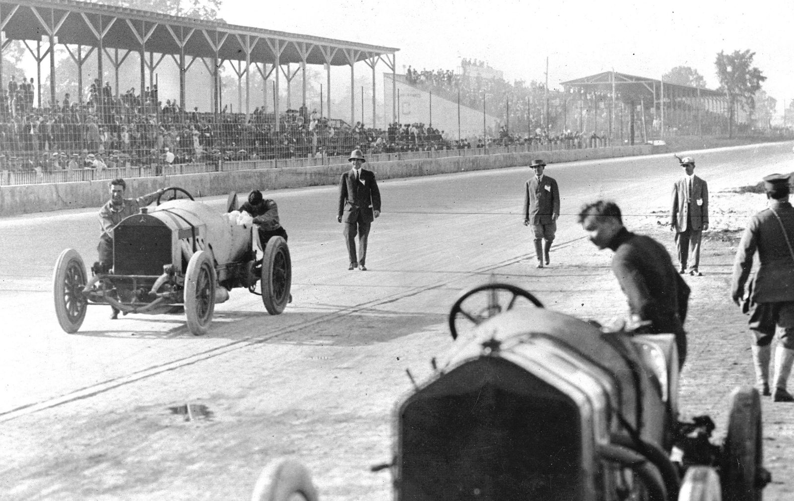 EXCERPT: Speed Kings – Australia and New Zealand’s quest to win the Indy 500, the world’s greatest motor race