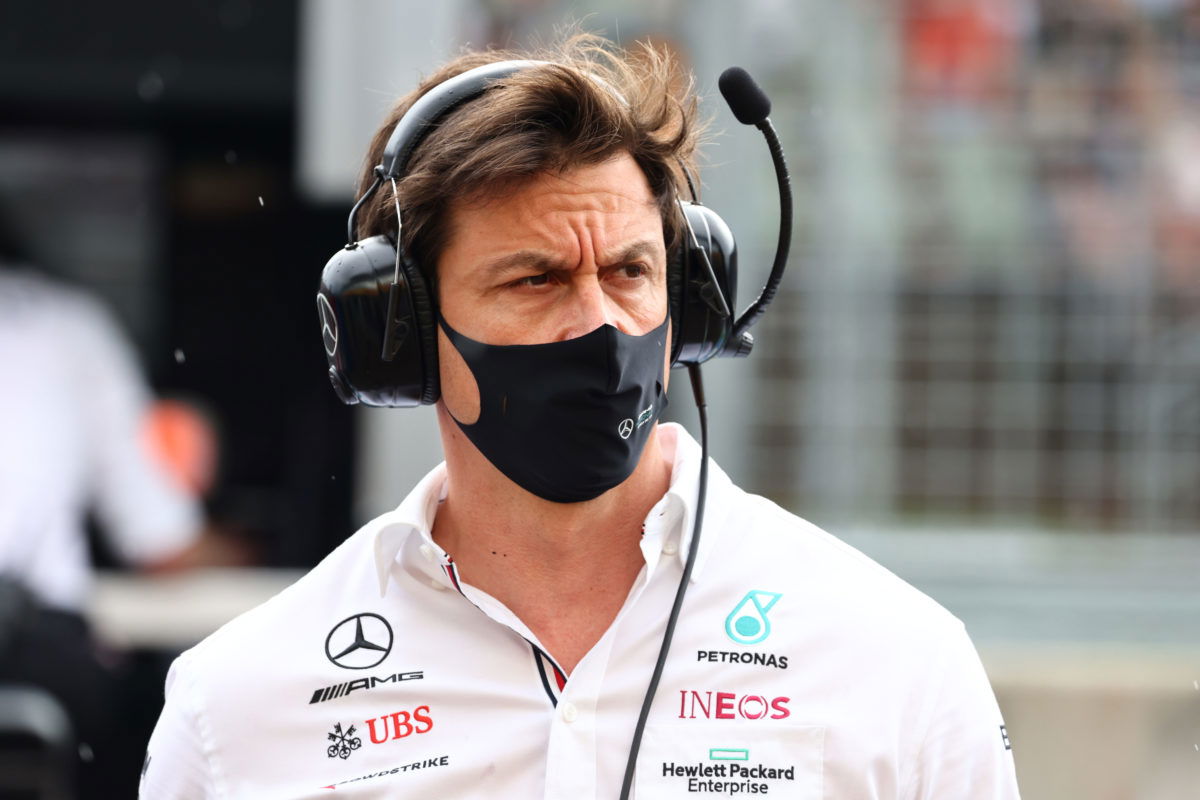 Wolff suggests 2022 driver contract hasn’t been signed