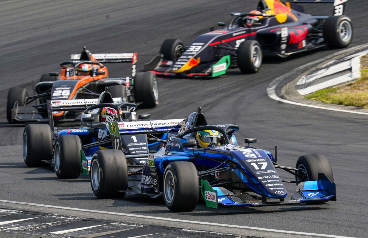 Fraga claims second TRS win at Hampton Downs