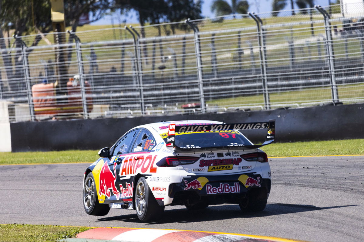 Triple Eight unhappy at Race Control over Goddard crash