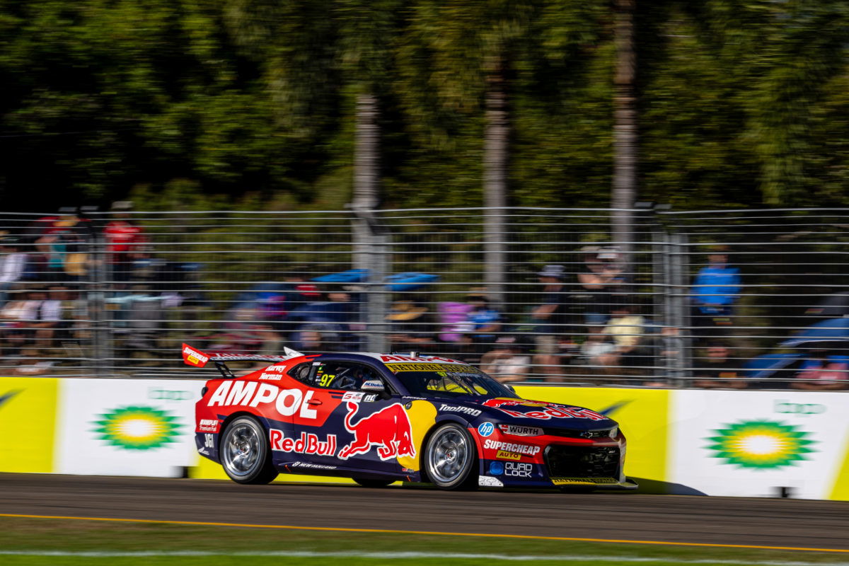 T8 determined to find issue in van Gisbergen car