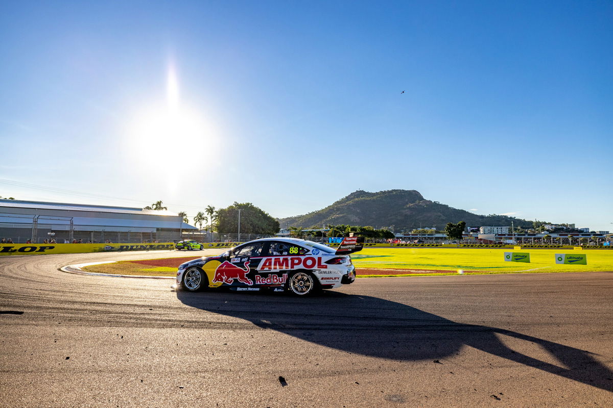 Vibrations left Whincup ‘wounded’ in Race 19