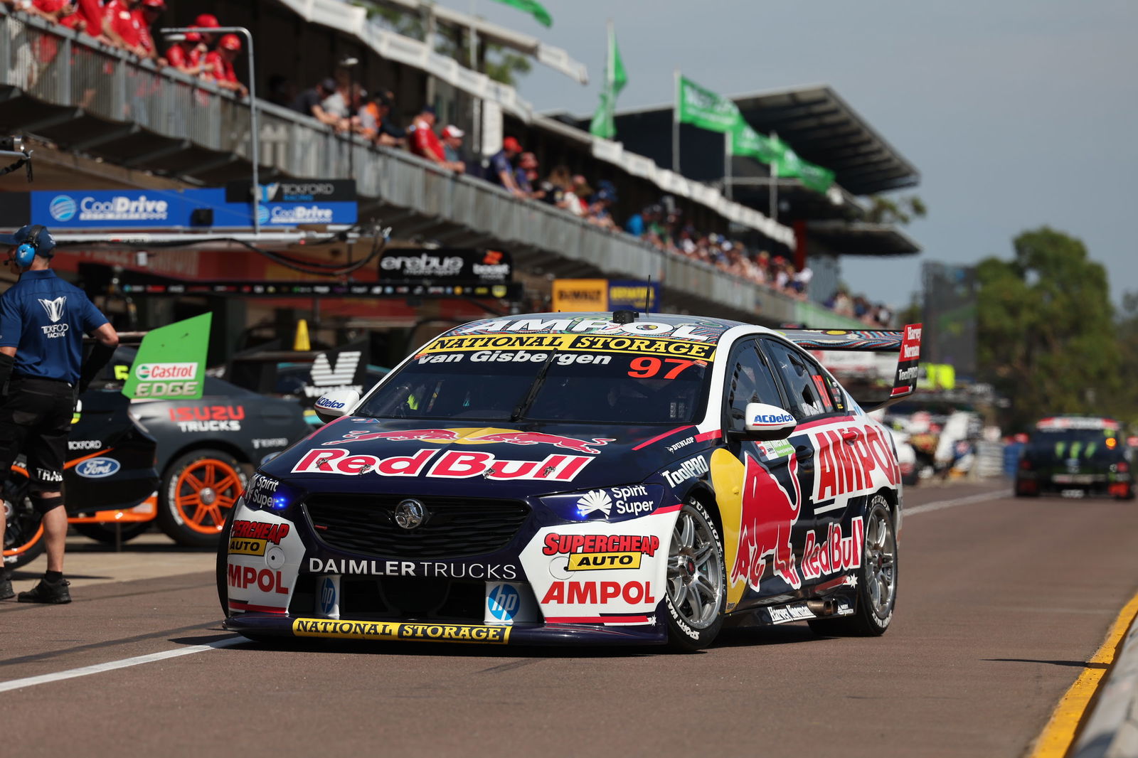 Triple Eight to investigate nut trouble after pit drama