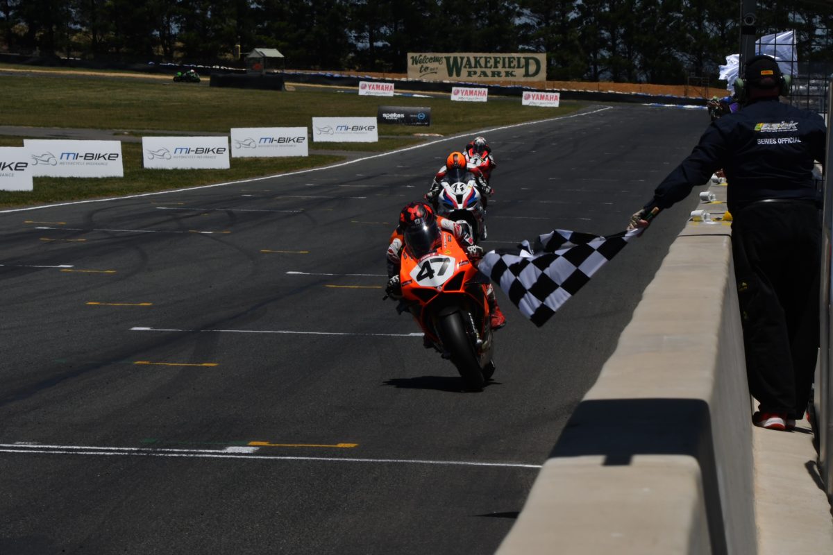 Maxwell takes ASBK title with Herfoss DNF