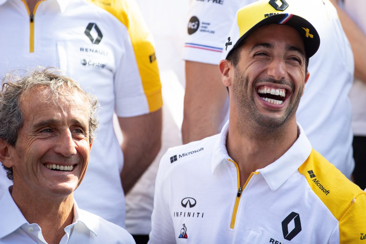 Renault pays tribute to Ricciardo